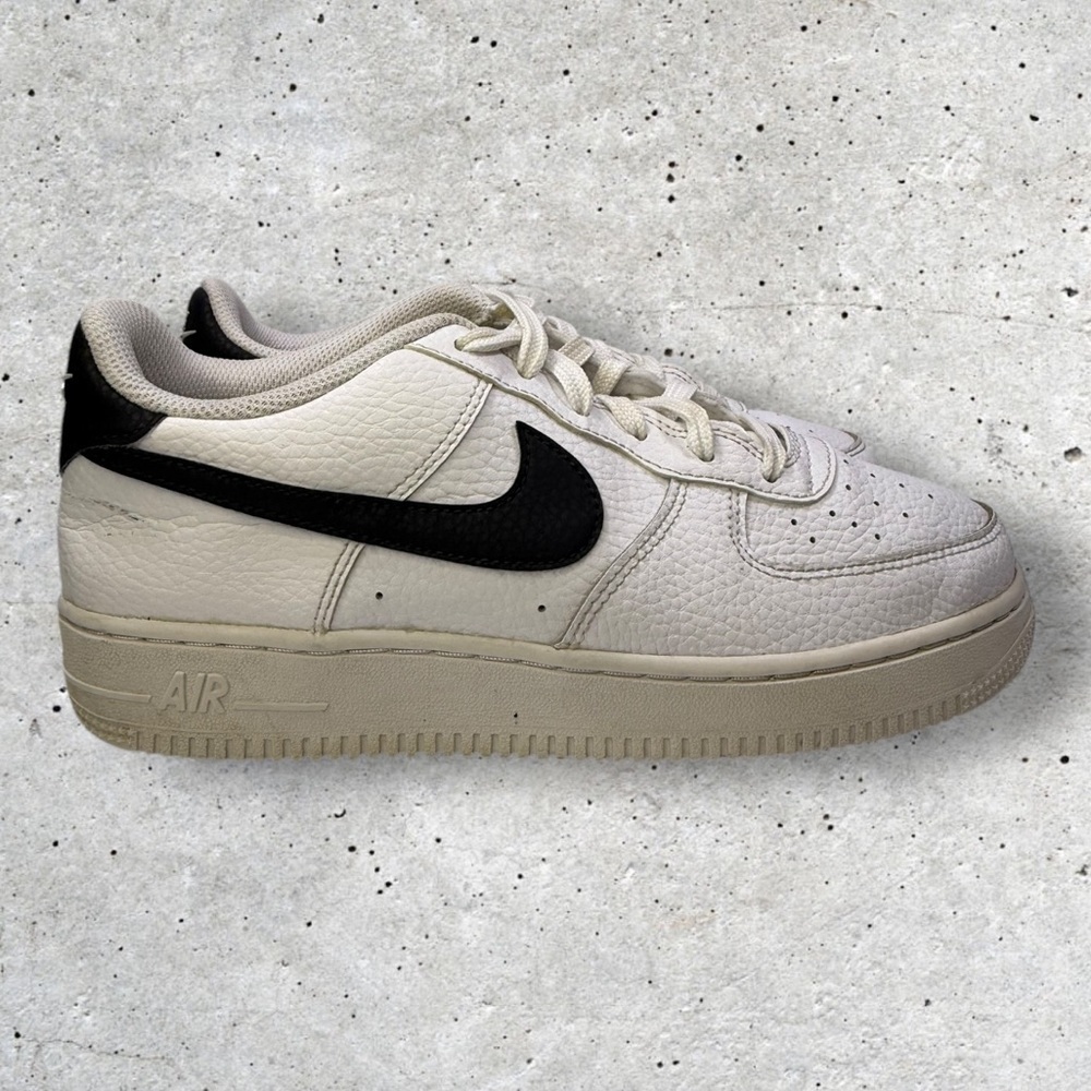 Nike Air Force One size 6Y